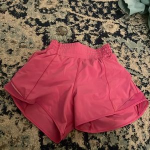 Lululemon Hotty Hot High-Rise Short 4” in Sonic Pink